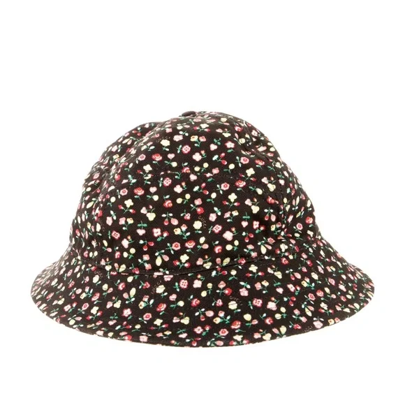 Gucci X Liberty of London canvas bucket hat with floral pattern print Gucci x Liberty London Canvas Floral Baseball Cap - Pink  main image 4
